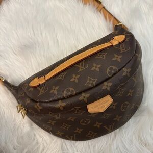 Authentic Louis Vuitton Monogram Bumbag
